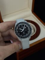 ساعت امگا سواچ مدل سفر به ماه بند رابر omega swatch